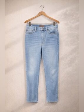 Judy Blue Stretch Straight Leg Jeans Mid Rise Distressed Sz 11/30 Boutique Denim